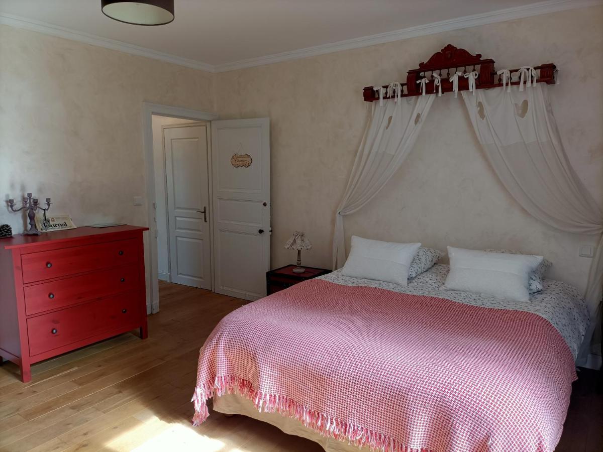 Le Manoir "Aux Douves" Bed and Breakfast Bazoges-en-Paillers Εξωτερικό φωτογραφία